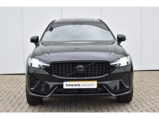 Volvo  XC60 T6 Plus Black Edition | Zitverhoger Achter | BLIS | Verwarmbare Voorstoelen + Stuurwiel | ActivLease financial lease