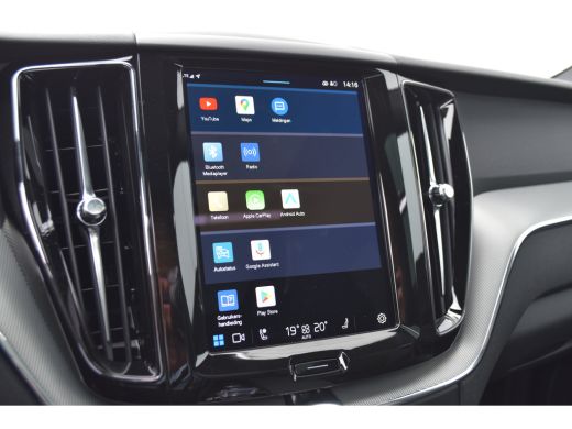 Volvo  XC60 T6 Plus Black Edition | Zitverhoger Achter | BLIS | Verwarmbare Voorstoelen + Stuurwiel | ActivLease financial lease