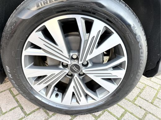 Audi Q4 e-tron 35 Advanced edition SOH 92%, Camera, Sonos Audio, Stoelverwarming, Adap. Cruise ActivLease financial lease