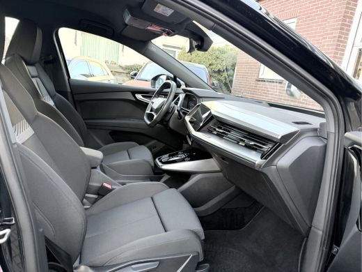 Audi Q4 e-tron 35 Advanced edition SOH 92%, Camera, Sonos Audio, Stoelverwarming, Adap. Cruise ActivLease financial lease