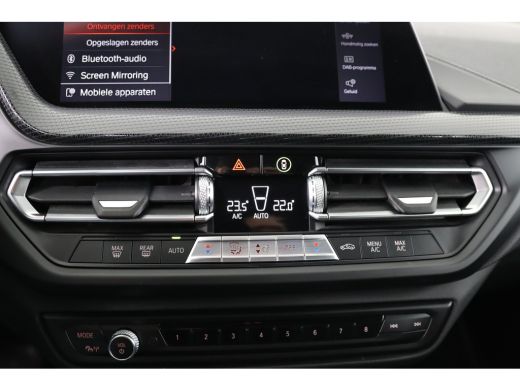 BMW 1 Serie 118i Executive Edition M Sport Line | Automaat | Sportstoelen | Navi | Clima | Half Leder | Cruis... ActivLease financial lease