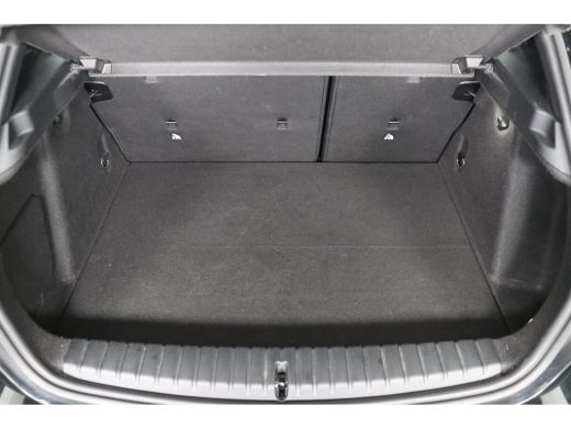 BMW 1 Serie 118i Executive Edition M Sport Line | Automaat | Sportstoelen | Navi | Clima | Half Leder | Cruis... ActivLease financial lease