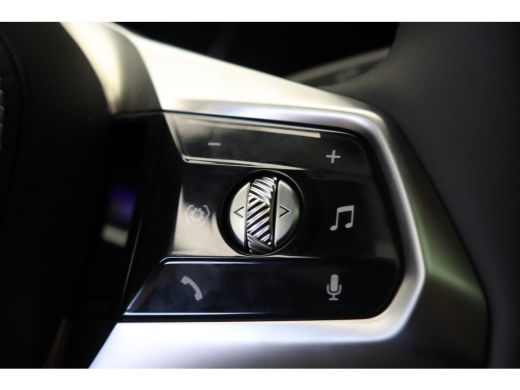 BMW i7 eDrive50 High Executive / Panoramadak / Stoelventilatie / Massagefunctie / Parking Assistant Prof... ActivLease financial lease