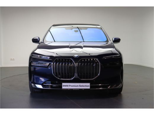 BMW i7 eDrive50 High Executive / Panoramadak / Stoelventilatie / Massagefunctie / Parking Assistant Prof... ActivLease financial lease