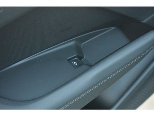 CUPRA Terramar 1.5 e-Hybrid 272PK America&acute;s Cup Limited Edition | Schuif-kanteldak | Trekhaak | Sennheiser Audio... ActivLease financial lease