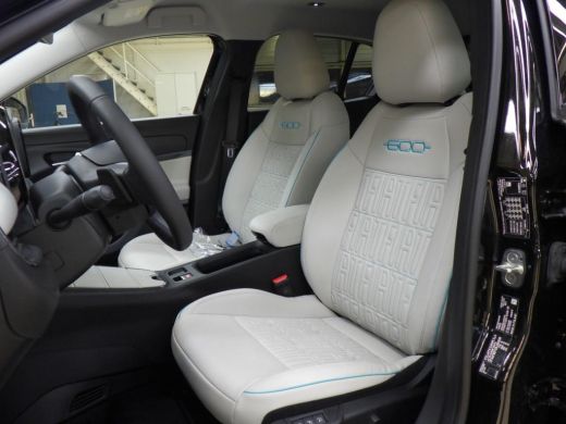 Fiat 600 1.2 Hybrid La Prima 110pk 8 Jaar Garantie! | Vol-Leder | Massage | Adaptive Cruise | Elektr. Stoe... ActivLease financial lease