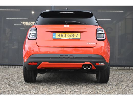 Fiat 600 1.2 Hybrid La Prima 145pk 8 Jaar Garantie! | Vol-Leder | Massage | Elektr. Stoelen | Stoelverwarm... ActivLease financial lease