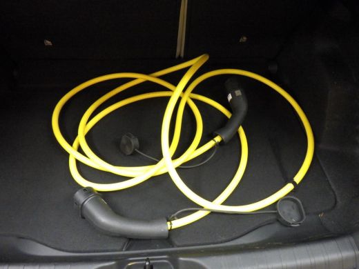 Fiat 600 La Prima 54 kWh 156pk 3 Fase 8 Jaar Garantie! | Massage | Vol-Leder | Adaptive Cruise | Elektr. S... ActivLease financial lease