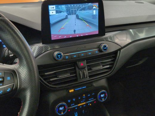 Ford Focus 1.0 ST Line Business | Pano | 1e eig. | B&O | Trekhaak | Adap. Cruise | Carplay | Achterspoiler |... ActivLease financial lease