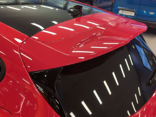 Ford Focus 1.0 ST Line | Panoramadak | 1e eig. | B&O | Trekhaak | Adap. Cruise | Carplay | Achterspoiler | A... ActivLease financial lease