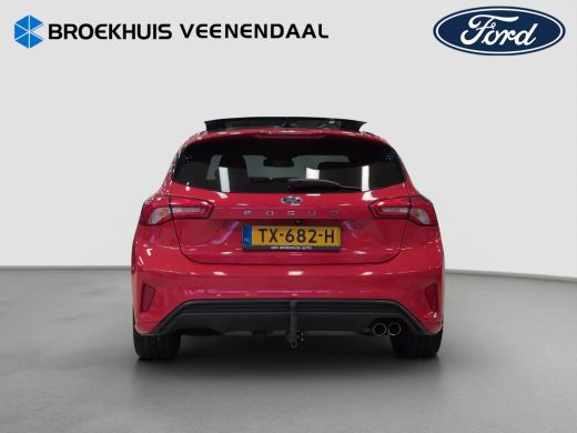 Ford Focus 1.0 ST Line Business | Pano | 1e eig. | B&O | Trekhaak | Adap. Cruise | Carplay | Achterspoiler |... ActivLease financial lease