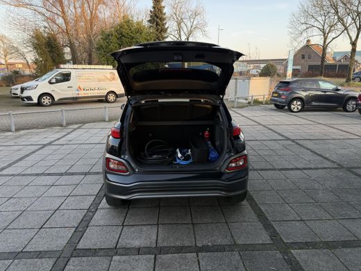 Hyundai Kona Aut. EV Fashion 64kWh | Navi | Camera | HUD | KRELL Sound | ActivLease financial lease