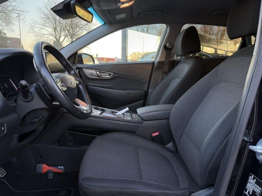Hyundai Kona Aut. EV Fashion 64kWh | Navi | Camera | HUD | KRELL Sound | ActivLease financial lease
