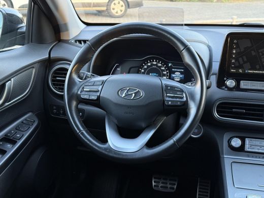 Hyundai Kona Aut. EV Fashion 64kWh | Navi | Camera | HUD | KRELL Sound | ActivLease financial lease