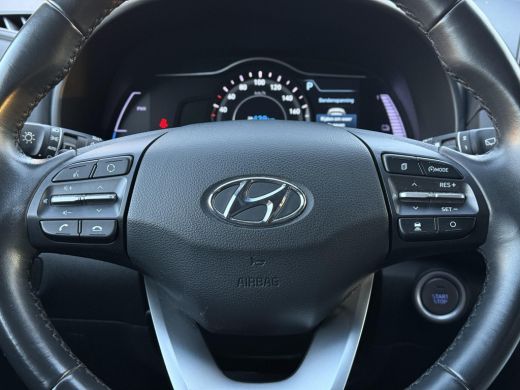 Hyundai Kona Aut. EV Fashion 64kWh | Navi | Camera | HUD | KRELL Sound | ActivLease financial lease