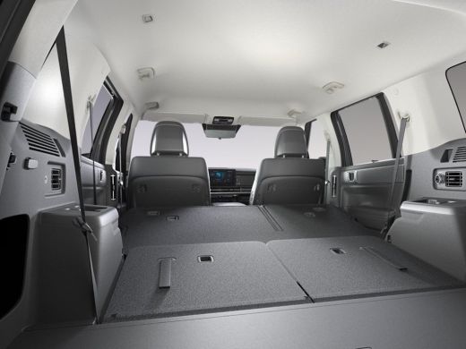 Hyundai Santa Fe 1.6 T-GDI HEV Premium 7p. | &euro; 5.000,- korting !! ActivLease financial lease