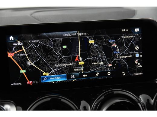 Mercedes-Benz GLB 200 Business Solution *1ste Eigenaar*Leer*Navigatie*Stoelverwarming* ActivLease financial lease