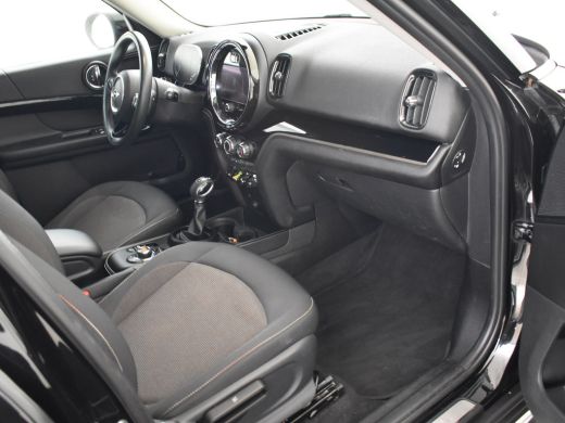 Mini Countryman 2.0 Cooper S E ALL4 220pk | Navigatie | Cruise control | App connect | Parkeersensoren v+a | Led ... ActivLease financial lease