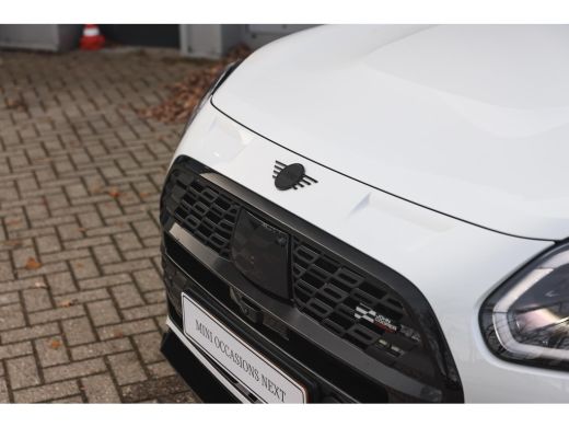 Mini Countryman JCW ALL4 Automaat / John Cooper Works / Pakket XL / 20" JCW Flag Spoke 2-tone ActivLease financial lease