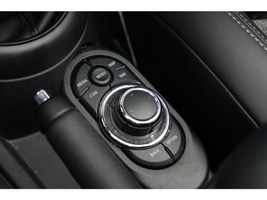 Mini One Cabrio One Classic / Sportstoelen / Comfort Access / Stuurverwarming / LED / Airconditioning / Cruise Co... ActivLease financial lease