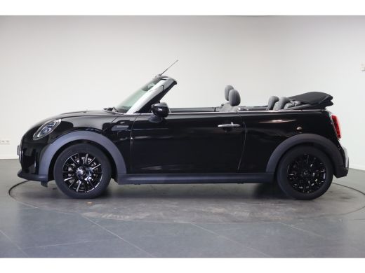 Mini One Cabrio One Classic / Sportstoelen / Comfort Access / Stuurverwarming / LED / Airconditioning / Cruise Co... ActivLease financial lease