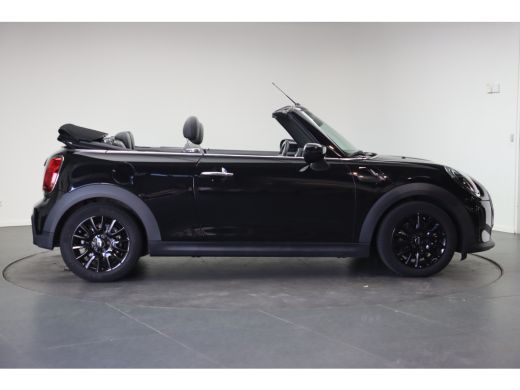 Mini One Cabrio One Classic / Sportstoelen / Comfort Access / Stuurverwarming / LED / Airconditioning / Cruise Co... ActivLease financial lease