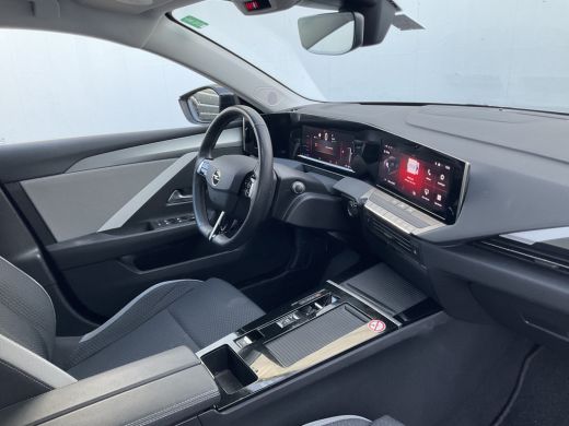 Opel Astra Sports Tourer 1.6 Turbo 260pk Hybrid PHEV Carplay Sensoren voor/achter Dab Adaptieve cruise ActivLease financial lease