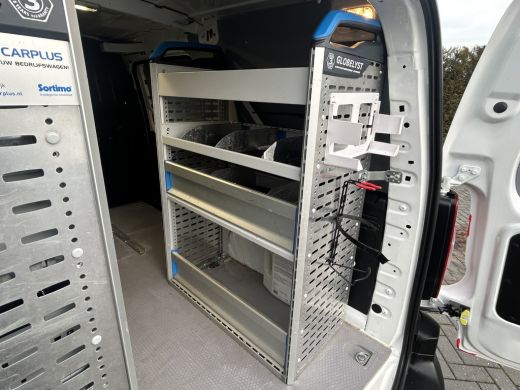 Opel Combo 1.5D 102 PK / L2H1 / 1e EIG. / GLOBELYST INRICHTING / AIRCO / CRUISE / NAVI / APPLE CARPLAY / PDC ActivLease financial lease