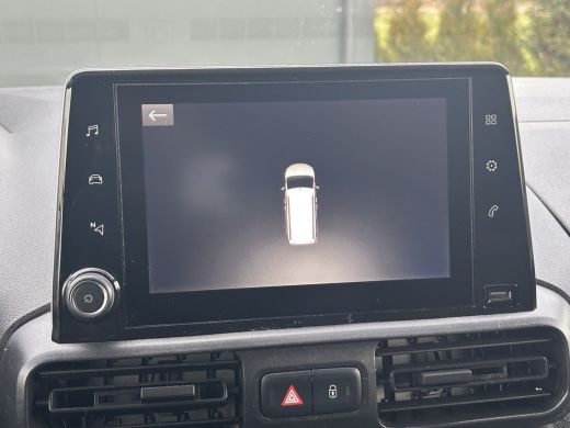 Opel Combo 1.5D 102 PK / L2H1 / 1e EIG. / GLOBELYST INRICHTING / AIRCO / CRUISE / NAVI / APPLE CARPLAY / PDC ActivLease financial lease