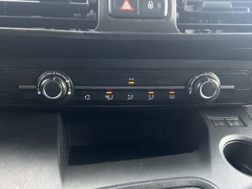 Opel Combo 1.5D 102 PK / L2H1 / 1e EIG. / GLOBELYST INRICHTING / AIRCO / CRUISE / NAVI / APPLE CARPLAY / PDC ActivLease financial lease