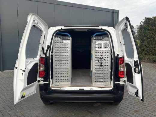 Opel Combo 1.5D 102 PK / L2H1 / 1e EIG. / GLOBELYST INRICHTING / AIRCO / CRUISE / NAVI / APPLE CARPLAY / PDC ActivLease financial lease