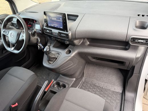Opel Combo 1.5D L1H1 Edition CarPlay/navigatie/Cruise control/trekhaak ActivLease financial lease