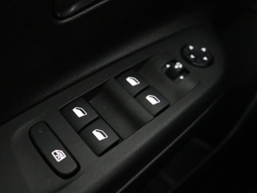 Opel Corsa-e Elegance 50 kWh | Stoelverwarming | Matrix LED | Camera | Carplay | Navigatie | Climate control |... ActivLease financial lease