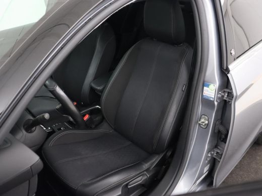 Opel Corsa-e Elegance 50 kWh | Stoelverwarming | Matrix LED | Camera | Carplay | Navigatie | Climate control |... ActivLease financial lease