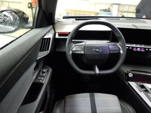 Opel Grandland 1.2 Turbo Hybrid GS 145pk | Technologie Pakket | 360 Camera | HeadUp-Display | Dodehoek-Detectie ... ActivLease financial lease