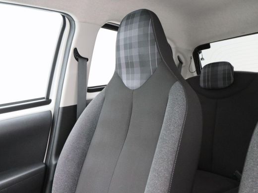 Peugeot 108 1.0 e-VTi Style | Bluetooth | 15 Inch | 75.236 Km!! ActivLease financial lease