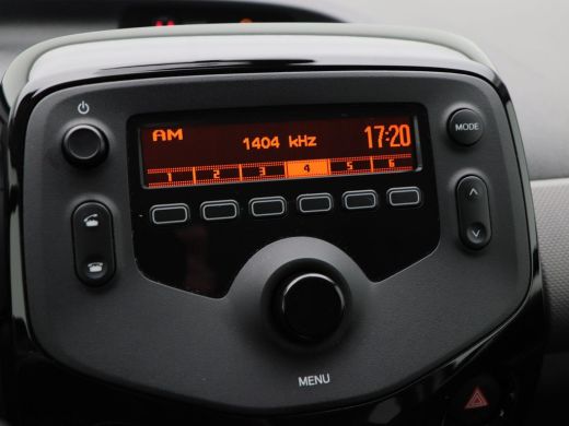 Peugeot 108 1.0 e-VTi Style | Bluetooth | Airco | 15 Inch | 40.194 Km!! ActivLease financial lease