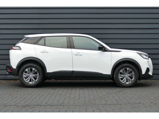 Peugeot 2008 1.2 PURETECH 130PK ACTIVE PACK / NAVI / CLIMA / LED / PDC / 16"LMV / STOELVERWARMING / BLUETOOTH ... ActivLease financial lease