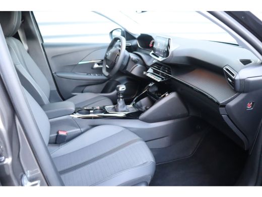 Peugeot 208 1.2 PURETECH 100PK ALLURE PACK / NAVI / LEDER / CLIMA / FULL-LED / PDC / CAMERA / 16" LMV / WINTE... ActivLease financial lease