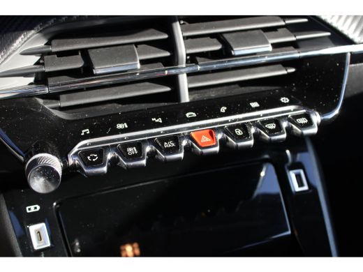 Peugeot 208 1.2 PureTech Allure Pack | Navigatie | Camera | 3D Instrumentenpaneel | Apple carplay |  Lichtmet... ActivLease financial lease