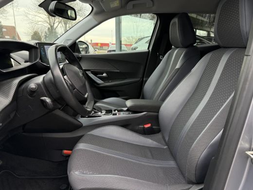 Peugeot e-2008 Aut. EV Allure 50kWh | Navi | Camera | 3D Cockpit | ActivLease financial lease