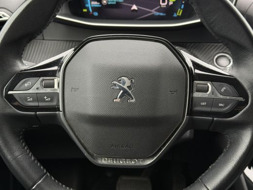 Peugeot e-2008 Aut. EV Allure 50kWh | Navi | Camera | 3D Cockpit | ActivLease financial lease