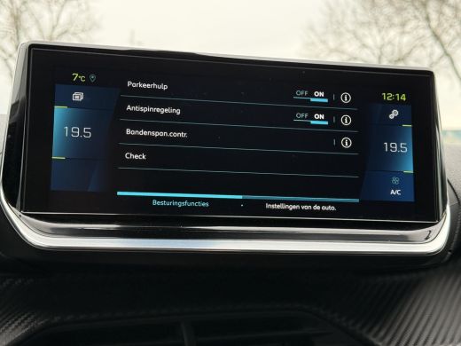 Peugeot e-2008 Aut. EV Allure 50kWh | Navi | Camera | 3D Cockpit | ActivLease financial lease