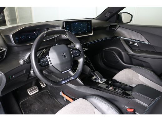 Peugeot e-2008 EV GT Pack 50 kWh | Navi | Camera | Verw. voorstoelen | PDC V+A | Leder alcantara | Cruise contro... ActivLease financial lease