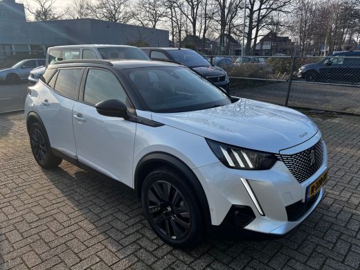 Peugeot e-2008 EV GT Pack 50 kWh | Navi | Camera | Verw. voorstoelen | PDC V+A | Leder alcantara | Cruise contro... ActivLease financial lease