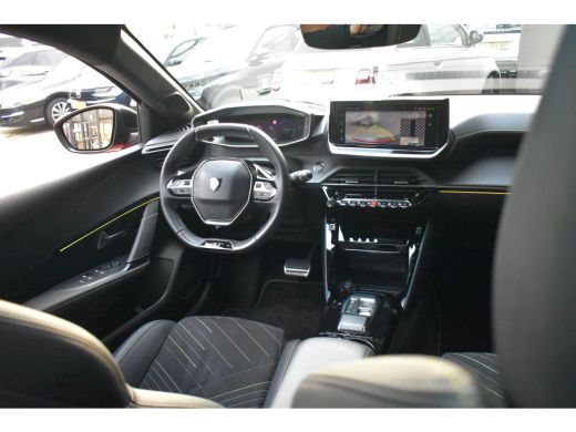 Peugeot e-208 EV GT 51 kWh 156pk 3 Fase 98%SOH! | Panoramadak | Massage | Elektr. Stoelen | 360 Camera | Stoelv... ActivLease financial lease