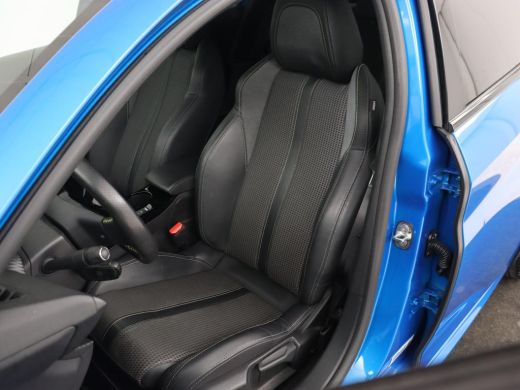 Peugeot e-208 EV GT Pack 50 kWh | Adaptive cruise | Carplay | Camera | Half leder | Keyless | Sportstoelen | Na... ActivLease financial lease