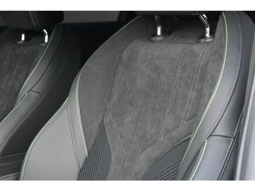 Peugeot e-308 GT 54 kWh Demo-Deal! | Warmtepomp | Alcantara | Massage | Elektr. Stoelen | Elektr. Achterklep | ... ActivLease financial lease