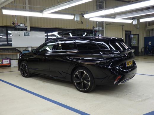 Peugeot e-308 GT Avantage EV 54 kWh 99%SOH! 8 Jaar Garantie! | Massage | Warmtepomp | Elektr. Stoelen | Adaptiv... ActivLease financial lease