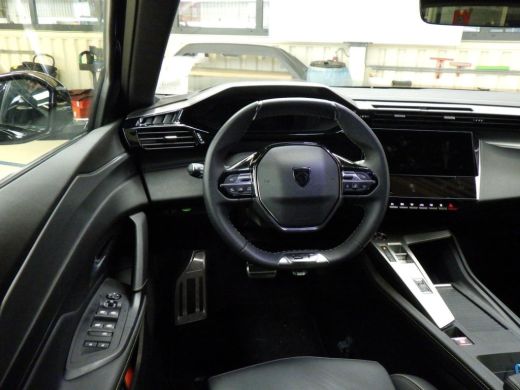 Peugeot e-308 GT Avantage EV 54 kWh 99%SOH! 8 Jaar Garantie! | Massage | Warmtepomp | Elektr. Stoelen | Adaptiv... ActivLease financial lease